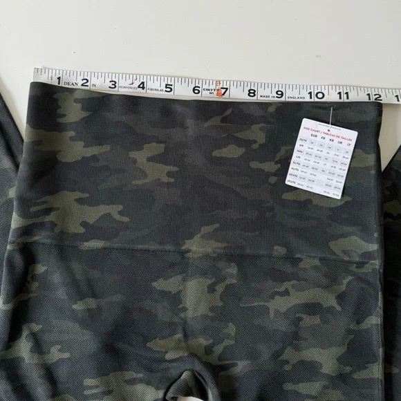NWT Spanx Green Camo Leggings/Tights/Shapewear Ladies Size Medium (6/8) - Picture 12 of 14